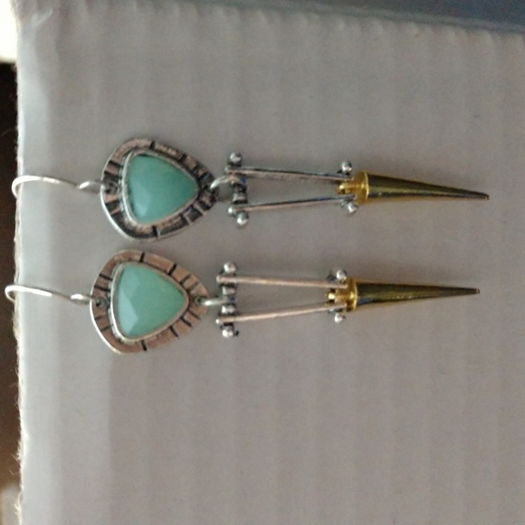 Jewelry - Beautiful Boho Contemporary 2-tone Hinged Earrings Faceted Stone 2 1/2"